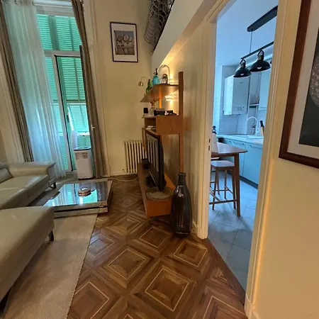 Apartment Isola