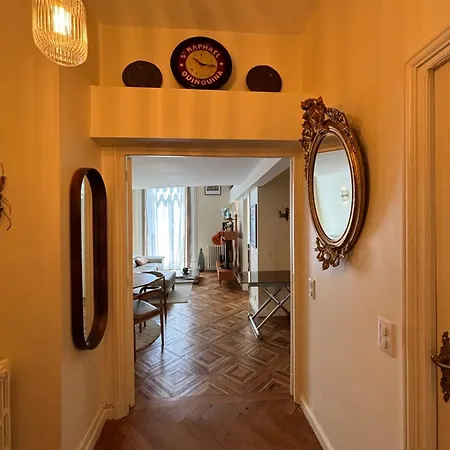 Apartment Isola