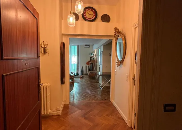 Isola Apartment